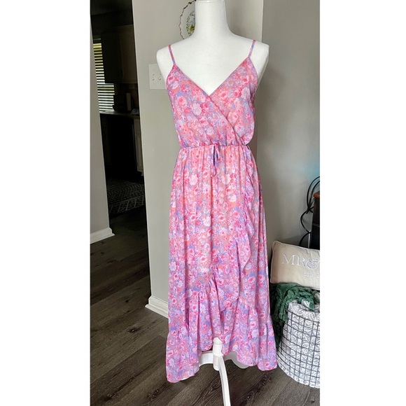 NWOT Floral Dress​ - Picture 4 of 8